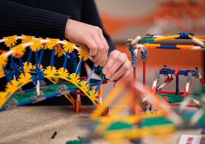 K'NEX engineering
